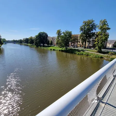 Prostorný V Centru U řeky, 2 Ložnice, Balkón *