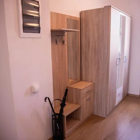 Prostorný V Centru U řeky, 2 Ložnice, Balkón *